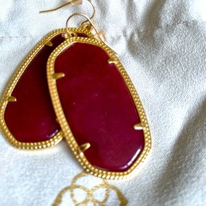 Kendra Scott Danielle Ruby Marbled Earrings w/bag